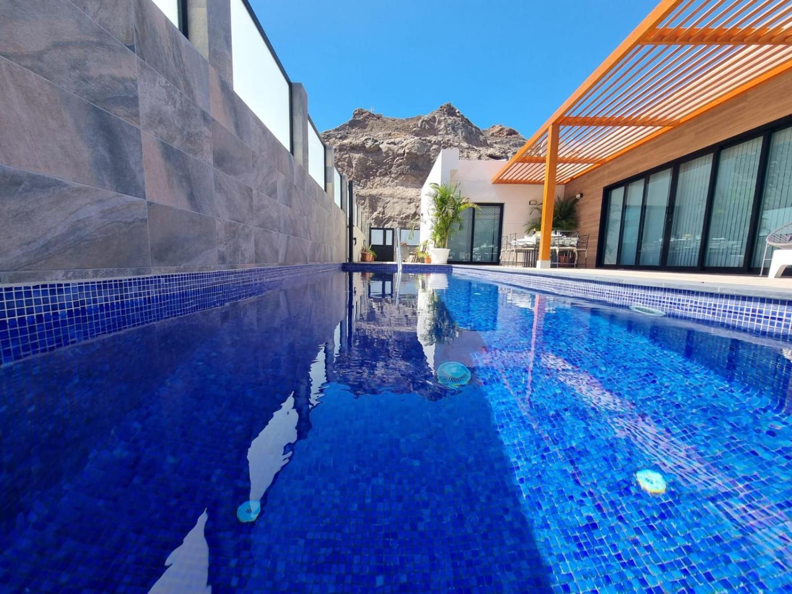 De Lujo Con Piscina Climatizada * Mogán